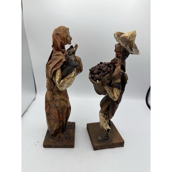 Mexican Folk Art Corn Husk Figurines Man & Woman Market Scene 12” Pair - Picture 6 of 11
